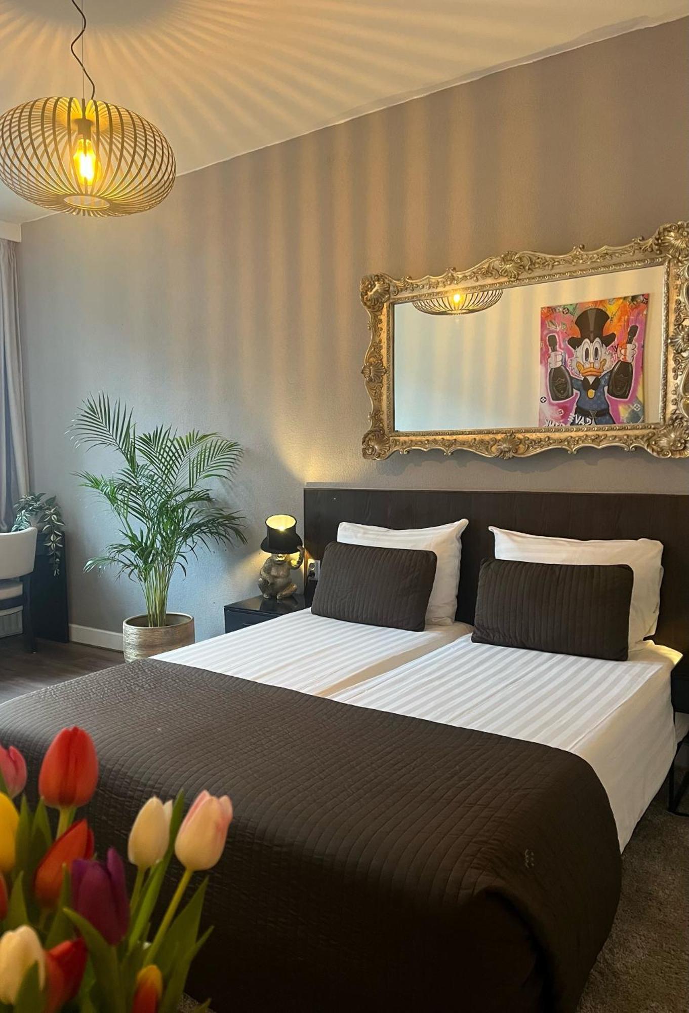 Hotel Orion Rotterdam Bagian luar foto